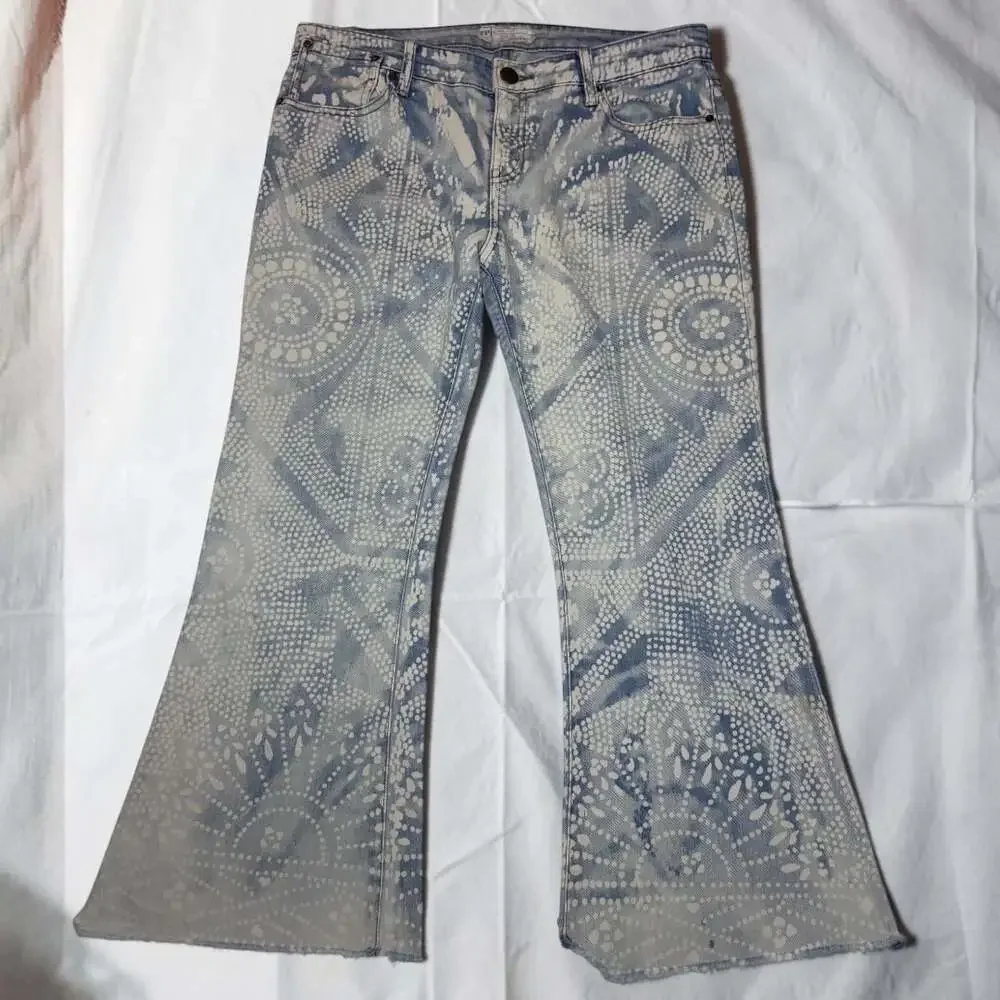 Free People Bali Discharge Pattern Flare Jeans Size 30 - Picture 1 of 7